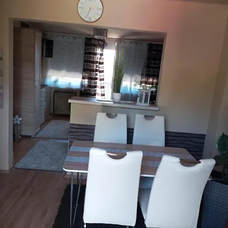 Apartment Erna *