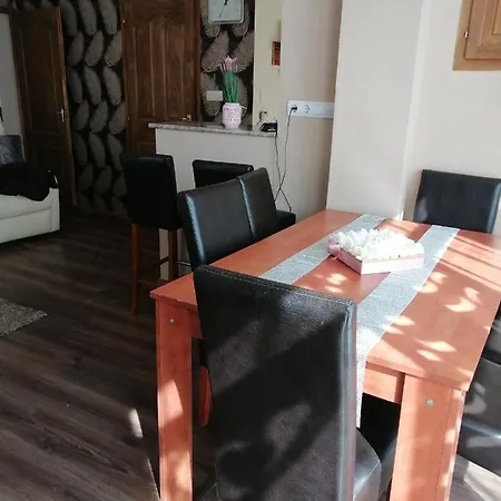 Erna Apartment